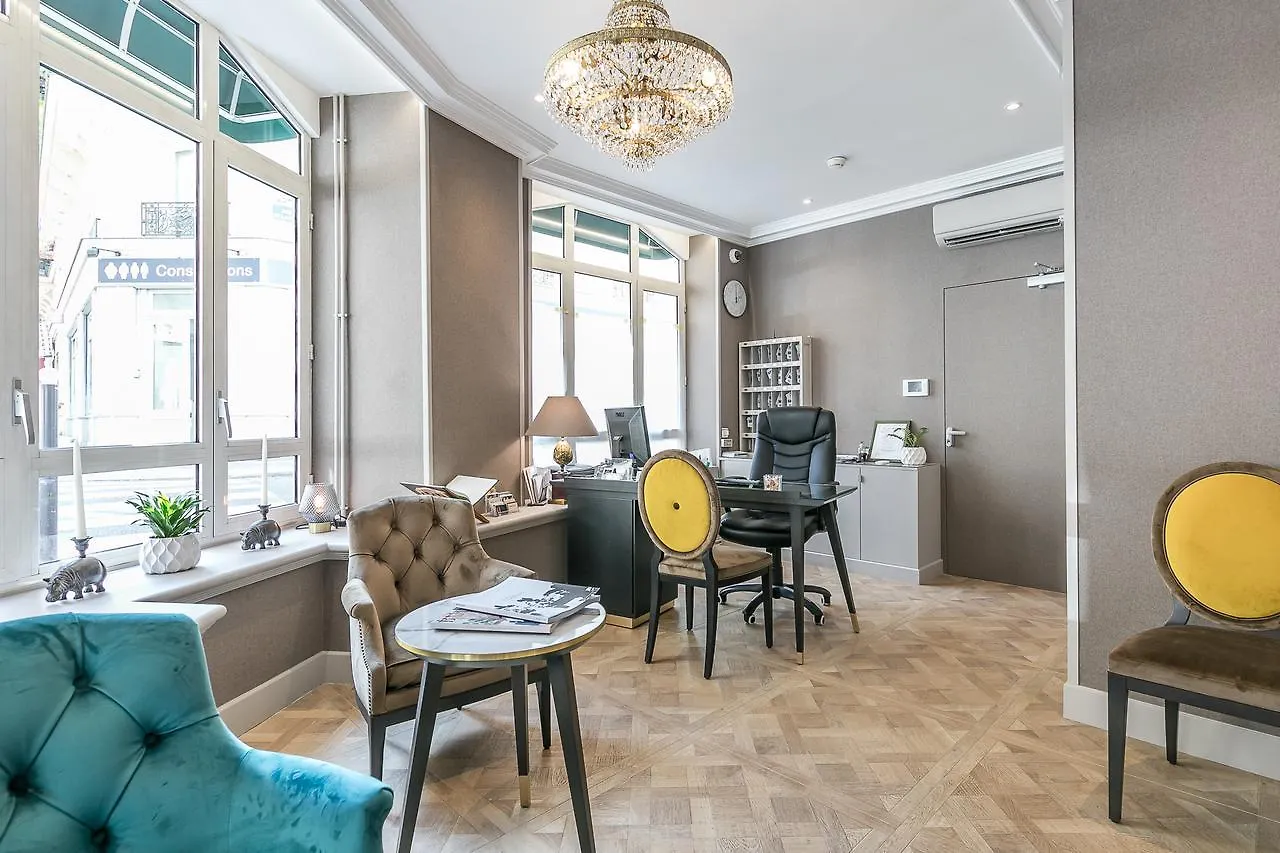 Hotell Saint Christophe 3*
