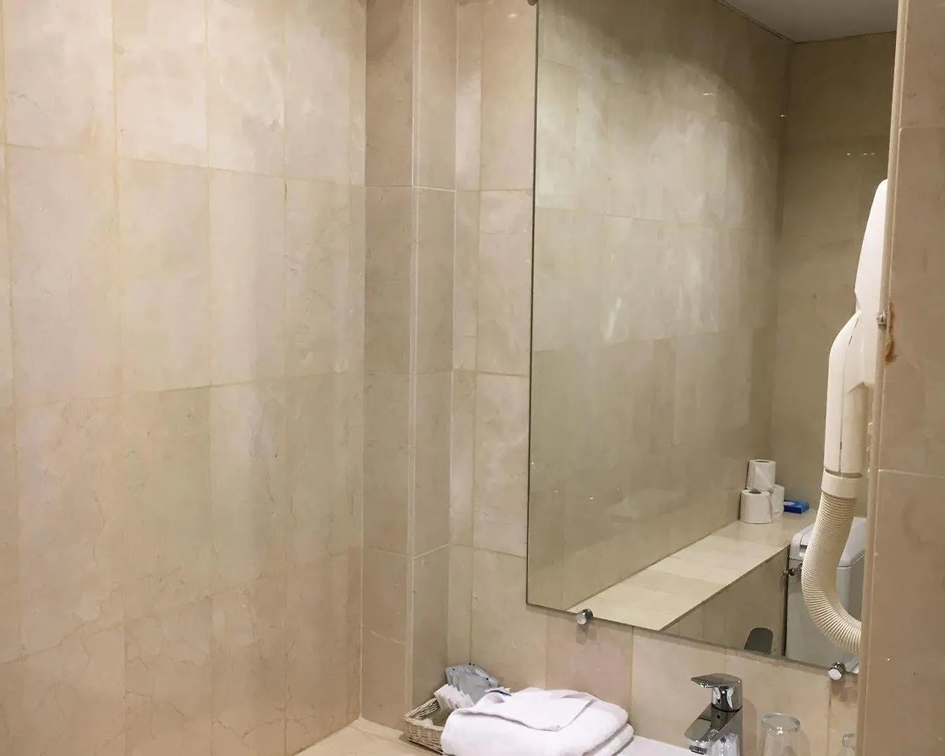 Hotel Saint Christophe 3*